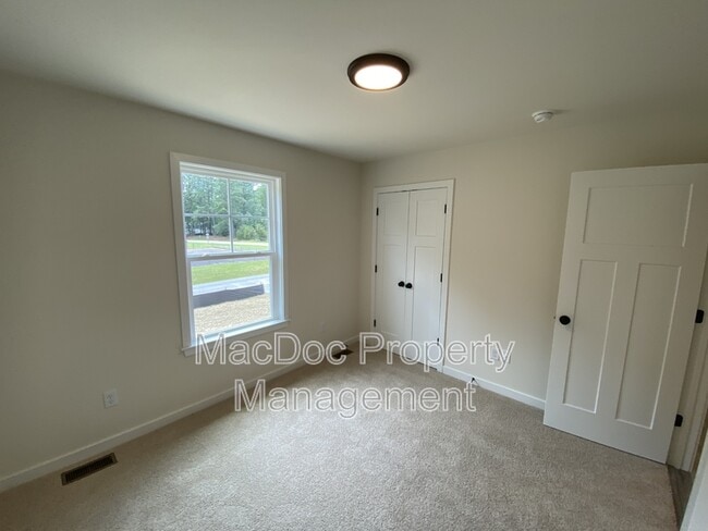 Building Photo - 12171 Tennis Ln