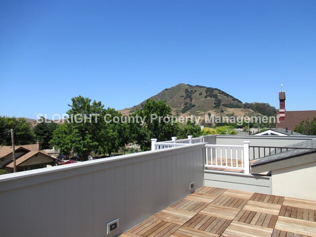 Building Photo - AVAILABLE JANUARY - Downtown SLO Studio with Great Views