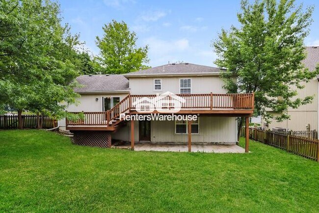 Building Photo - 3 Bedroom / 2.5 Bath in Liberty.