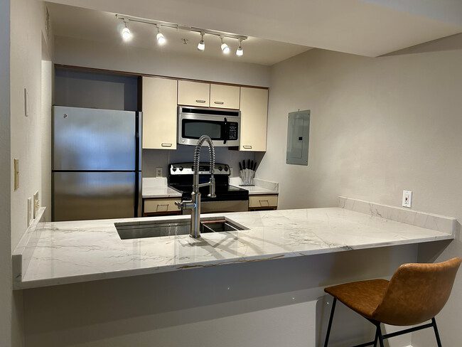 Kitchen - 2727 Folsom St