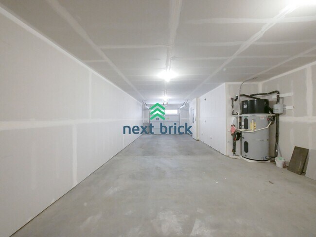 Building Photo - 3 Bed and 3 Bath Stunning Townhome is Available for Rent!