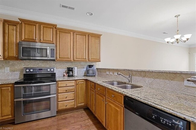 Building Photo - 1475 Neville Gardens Ln