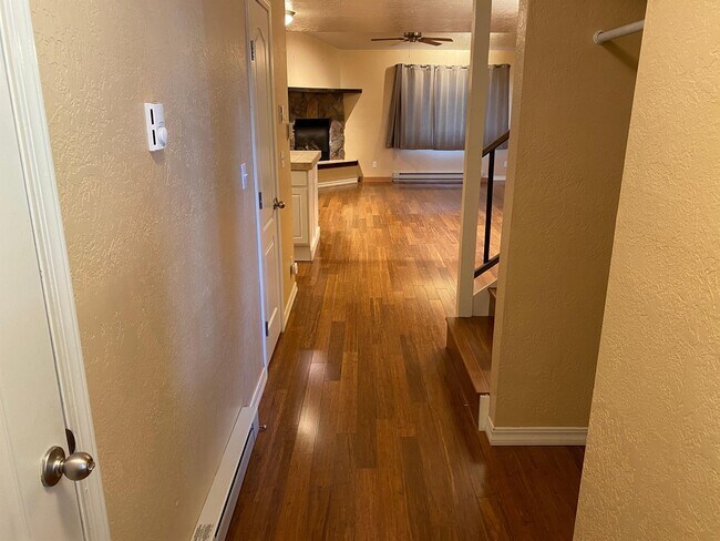 Building Photo - 73 Ace Ct