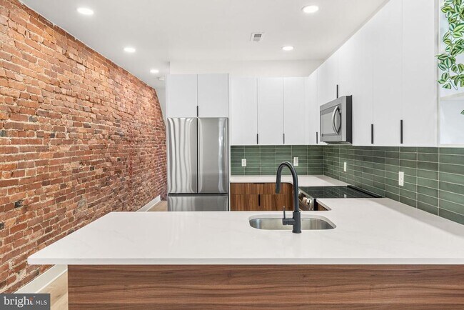 Building Photo - 4503 N 19th St