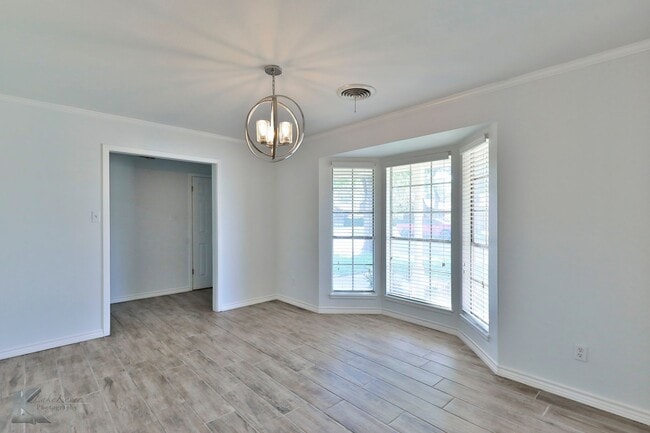 Building Photo - Complete RENOVATION only a few years ago!  Large bedrooms!