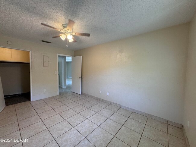 Building Photo - 319 Cavanah Dr