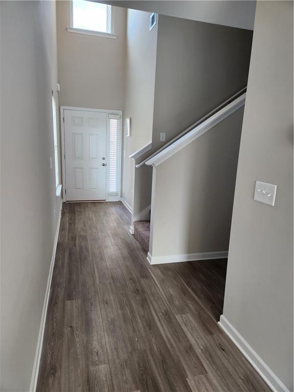 Building Photo - 332 Melody Ln