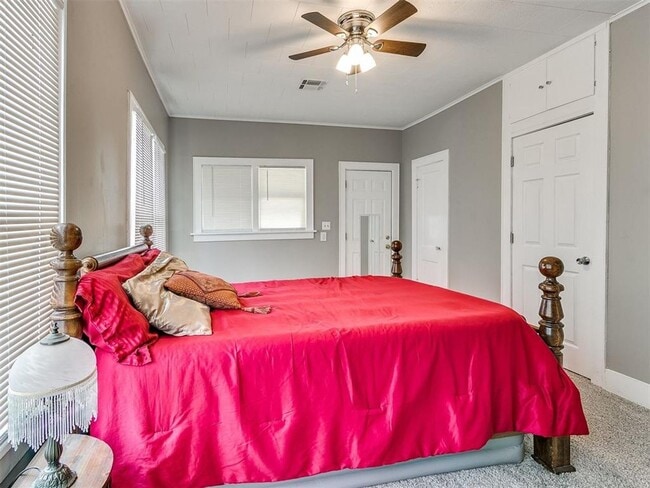 Building Photo - Remodeled 3 Bedroom Bungalow in OKC's Plaz...