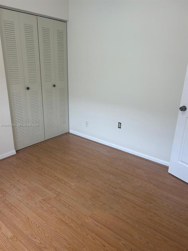 Building Photo - 5901 Chester Ln