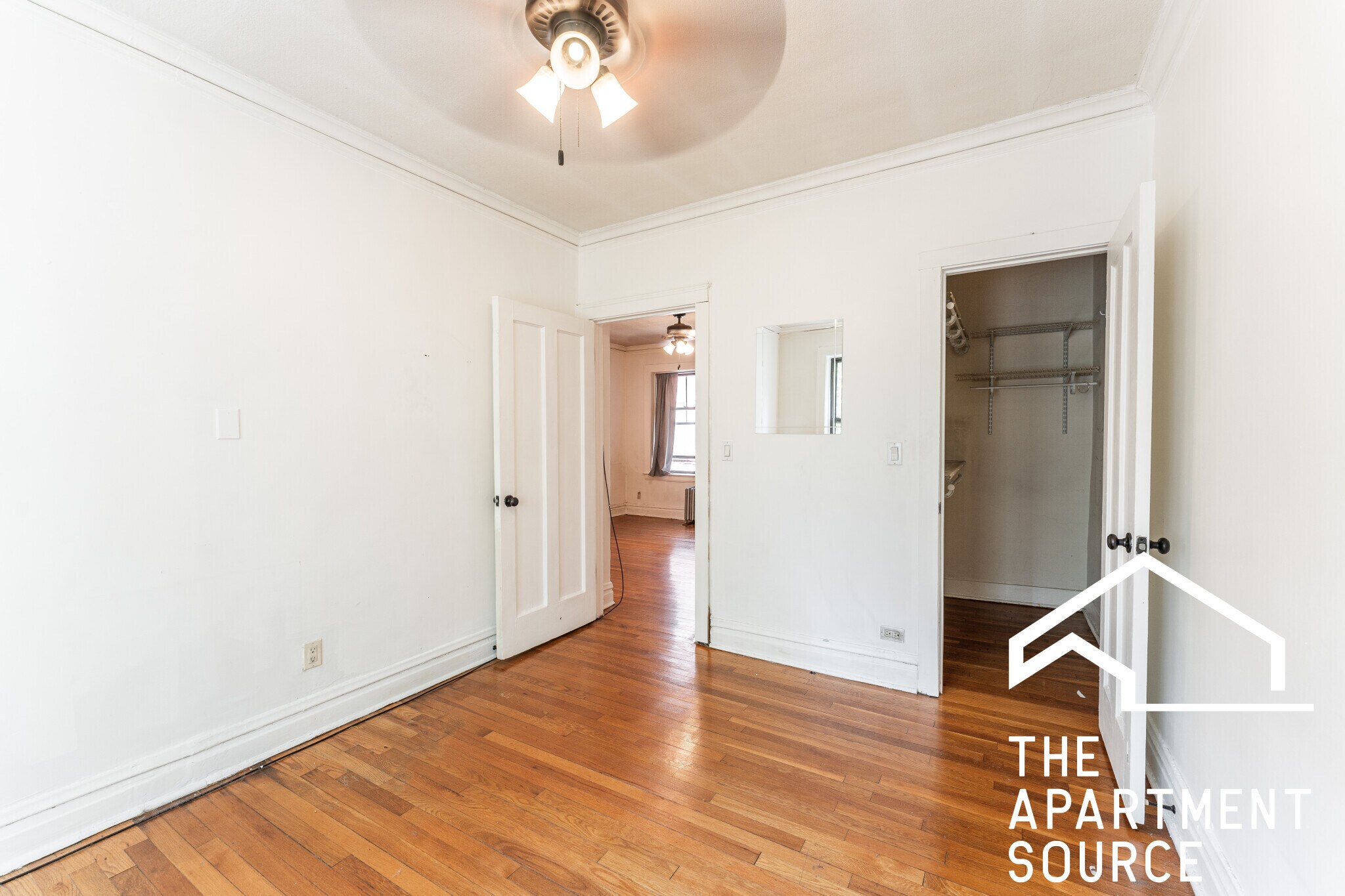 Building Photo - 4723 N Leavitt St