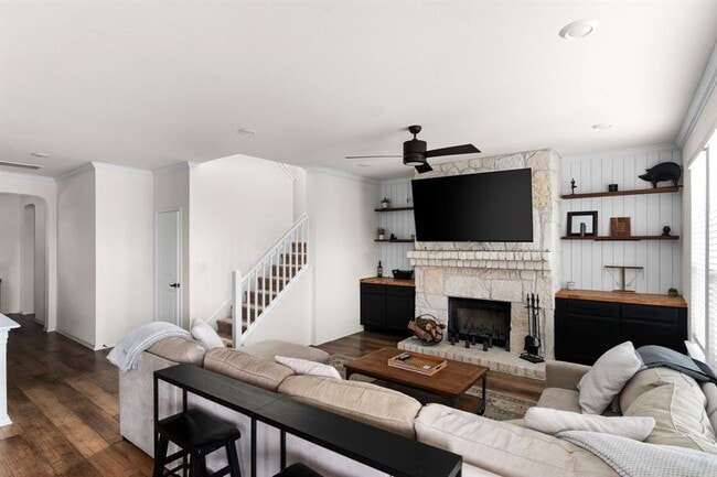 Building Photo - 7810 Song Sparrow Dr.