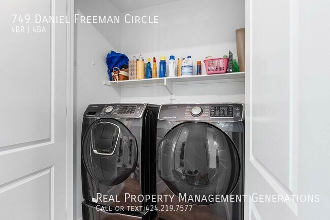 Building Photo - 749 Daniel Freeman Cir