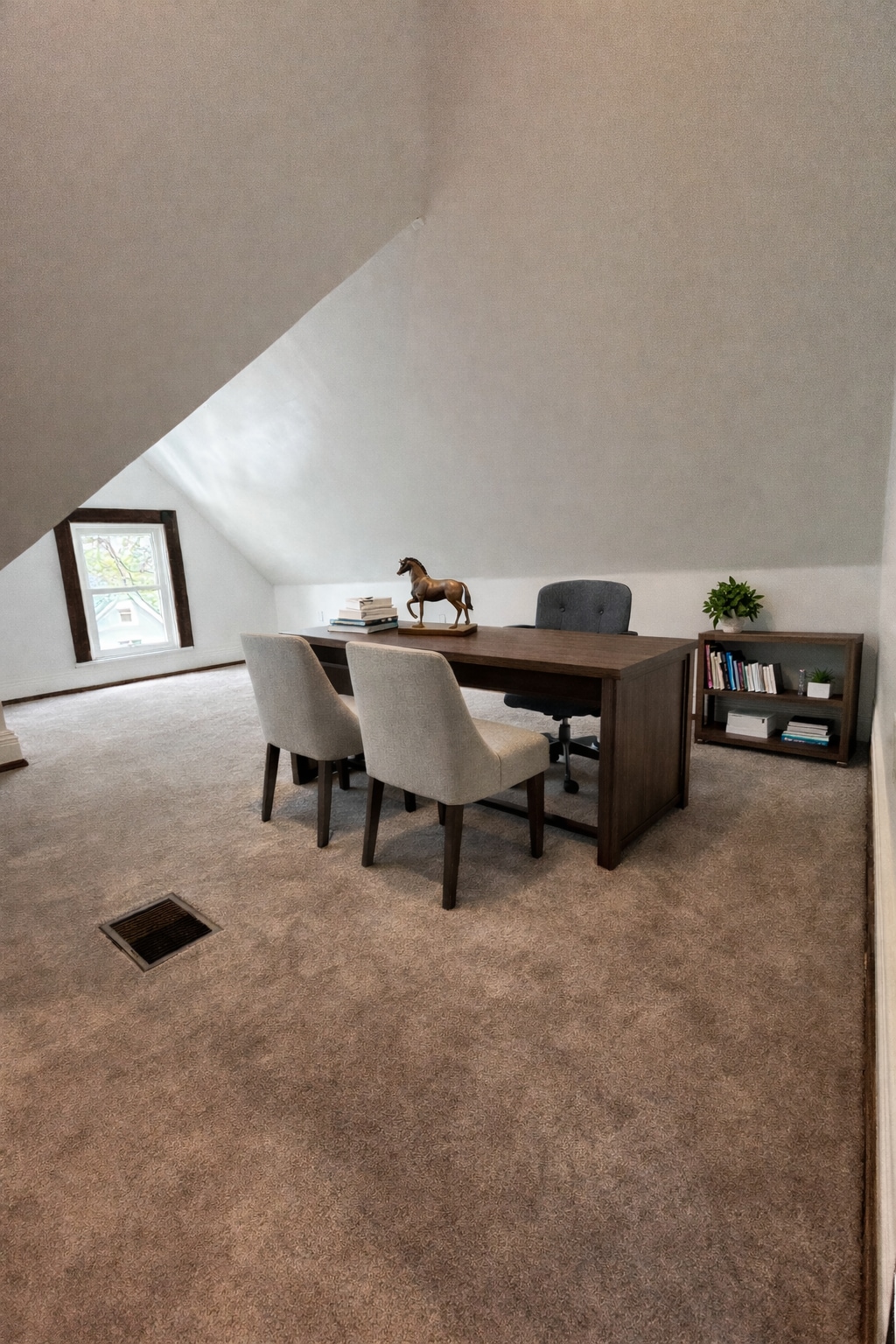 Building Photo - 3324 Spokane Ave