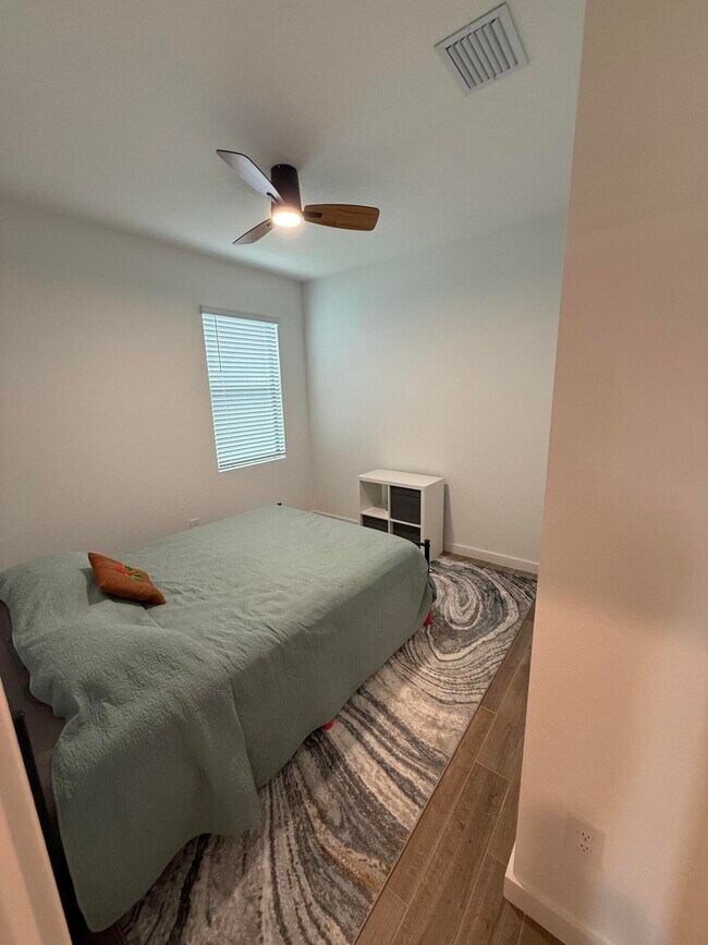 Building Photo - 1653 NE Ocean Dunes Dr