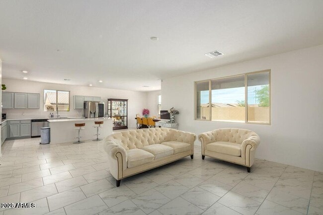 Building Photo - 40838 W Somers Dr