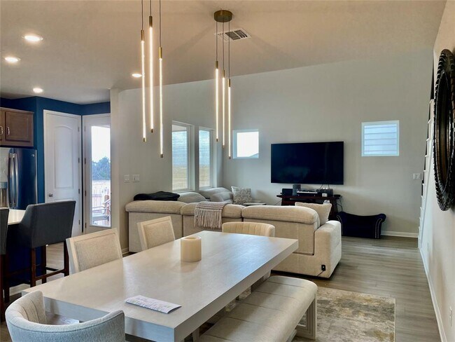 Building Photo - 232 Denali Wy