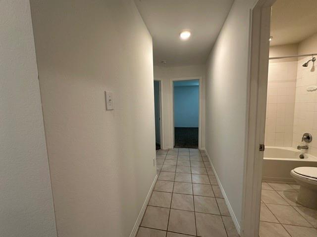 Building Photo - 1202 Meadow Wood Ct