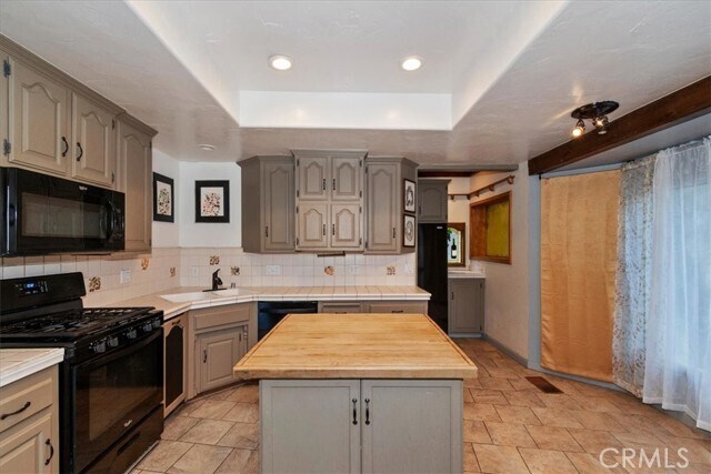 Building Photo - 948 Arbula Dr