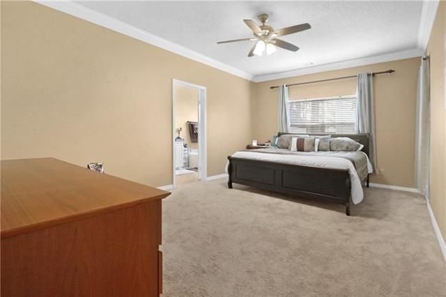 Building Photo - 824 Destin St