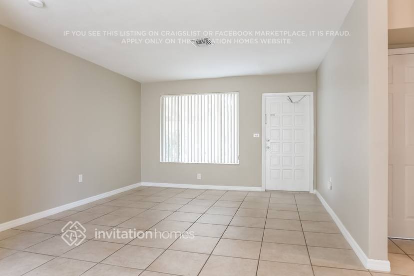 Building Photo - 10030 SW 85th St