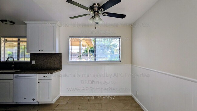 Building Photo - 13392 Dawn Ave