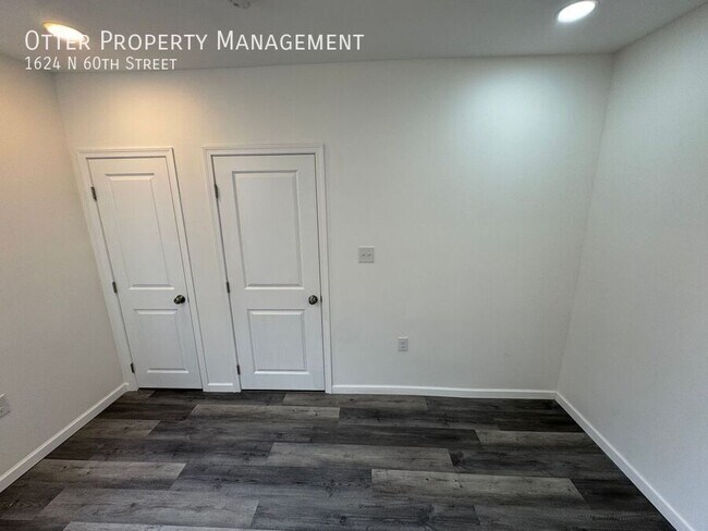 Building Photo - 1624 N 60th St