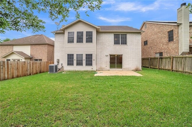 Building Photo - 11228 Pickard Ln