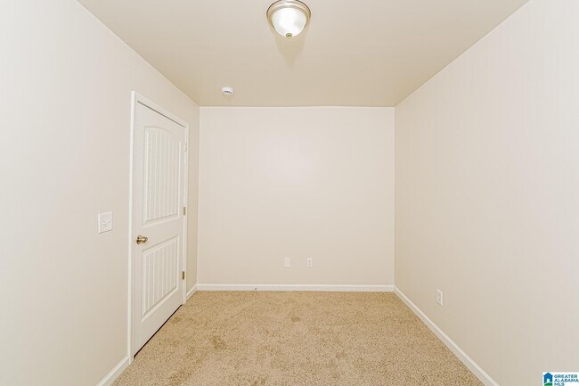 Building Photo - 149 Martin Dr