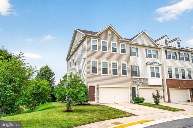 Building Photo - 24821 Mason Dale Terrace