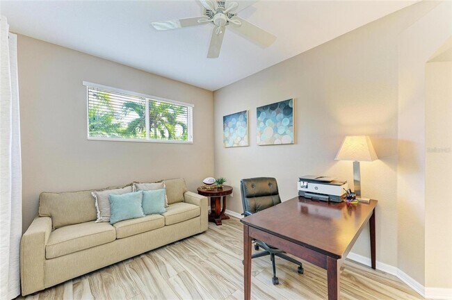 Building Photo - 135 River Enclave Ct