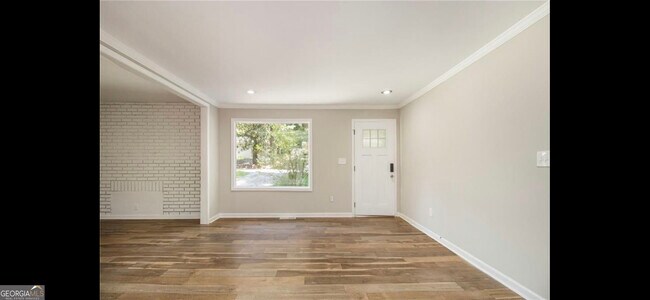 Building Photo - 3704 Asbury Ln SW