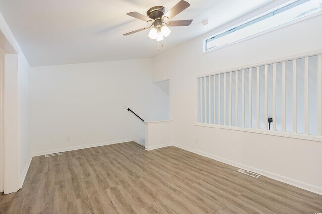 Building Photo - 91 Freedom Way