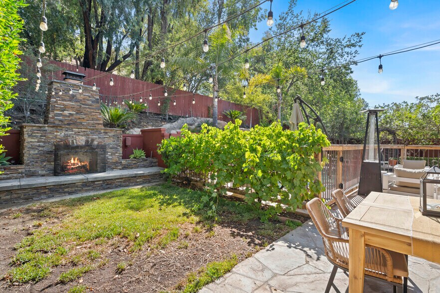 Building Photo - 2355 Stormcroft Ct