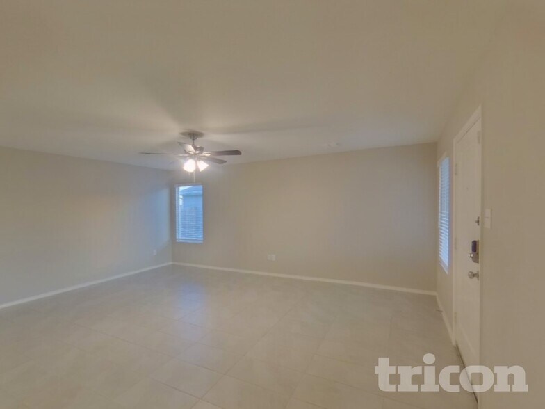 Building Photo - 11832 Mancos Trl