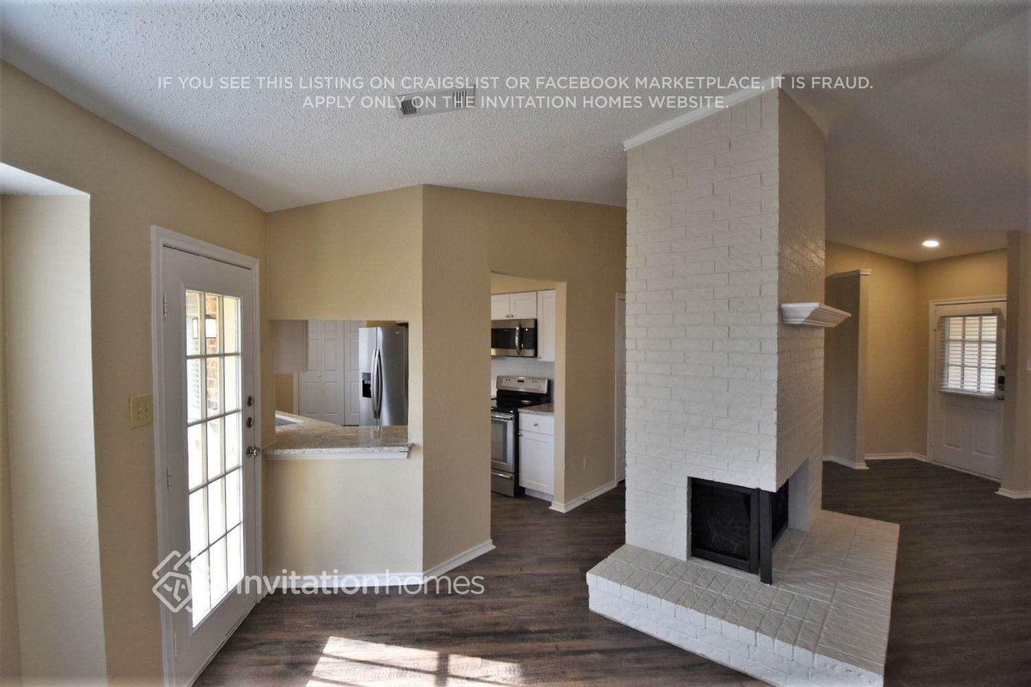 Building Photo - 8465 Willow Creek Dr