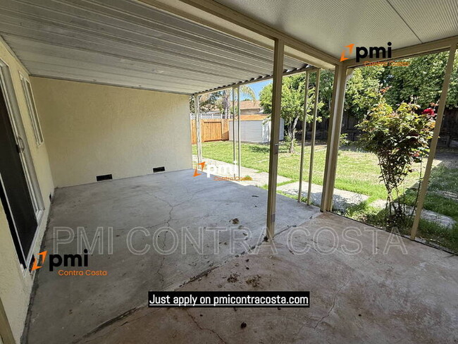 Building Photo - 1608 Norine Dr
