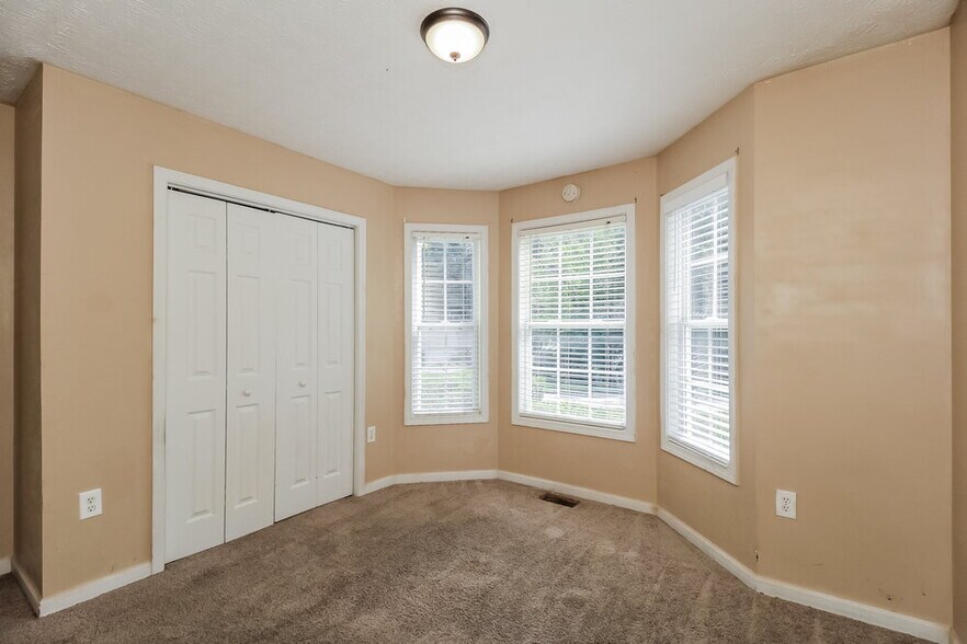 Building Photo - 111 Ridgecrest Dr
