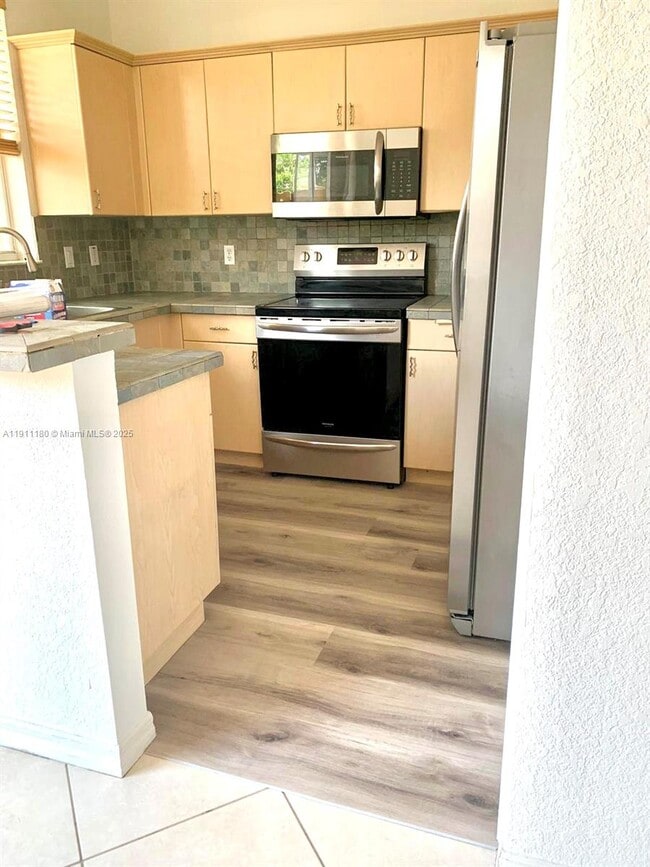 Building Photo - 12553 SW 124th Terrace