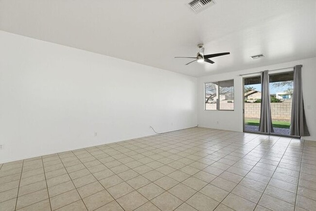 Building Photo - Serene 3-Bed Green Valley Home with Private Fenced Yard & 2-Car Garage