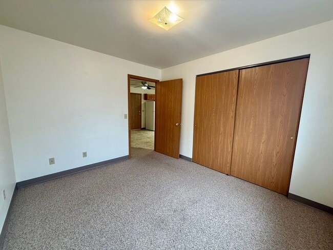 Building Photo - 3116 Wilson Ave