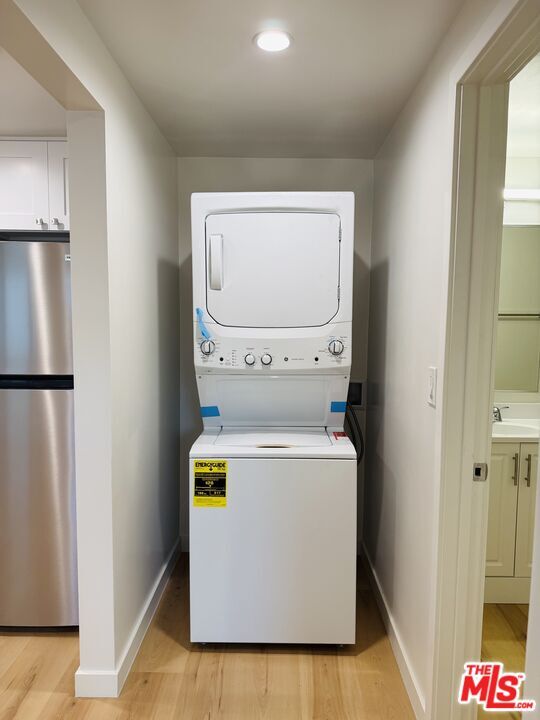 Building Photo - 2922 8th Ave