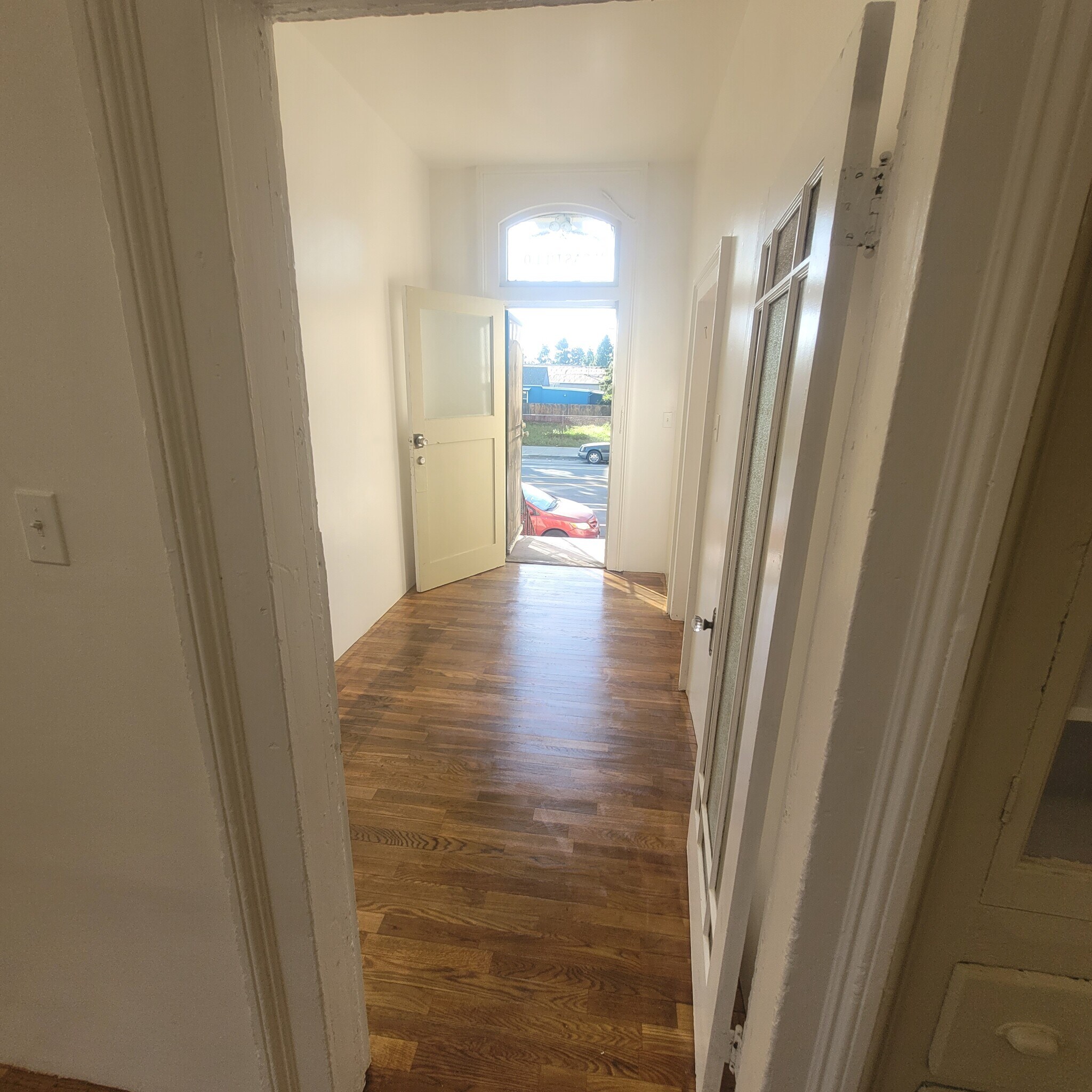 Building Photo - 914 Martin Luther King Jr Way