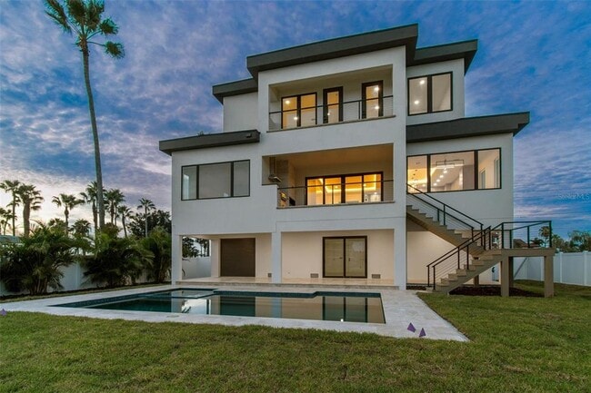 Building Photo - 3 Treasure Ln