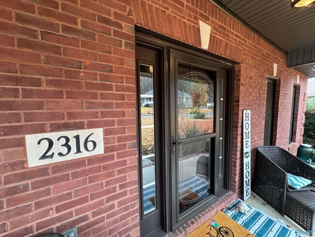 Building Photo - 2316 Little Cove Rd