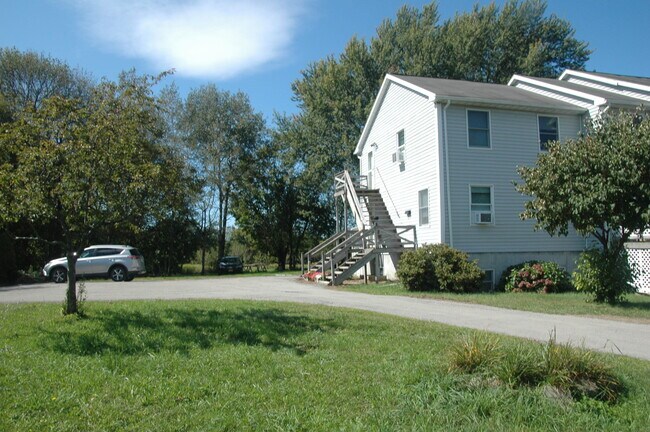 Entrance - 925 County Rte 29