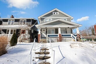 Building Photo - 1123-1125 Wilson Ave - 1125 Wilson Ave