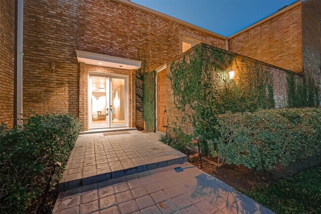 Building Photo - 39 River Hollow Ln