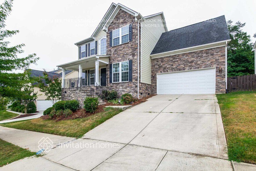 Building Photo - 10716 Drake Hill Dr