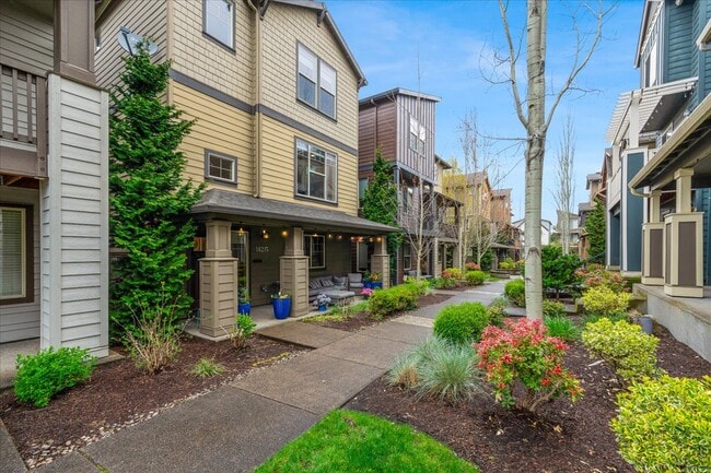 Building Photo - 14215 SW Burlwood Ln