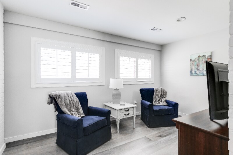 Building Photo - 1205 Blue Jay Ln